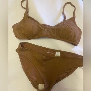 Rust bikini